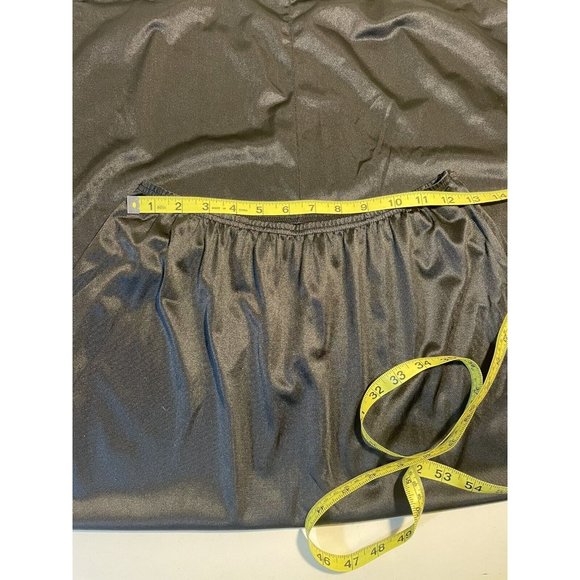 Vanity Fair Half Slip Size Medium-Large Black Nylon Lace Trim Elastic Waist VTG - Picture 4 of 7